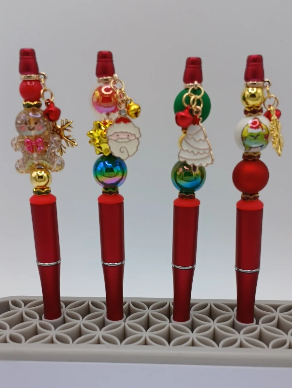 Holiday Charm Pens with Festive Beads